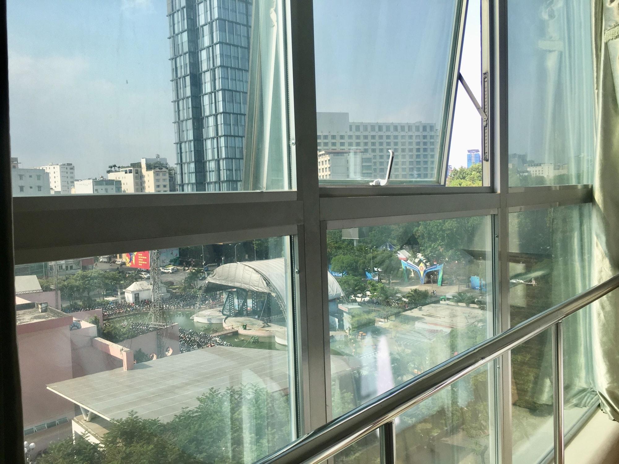 Kim Khoi Hotel Хошимин Екстериор снимка